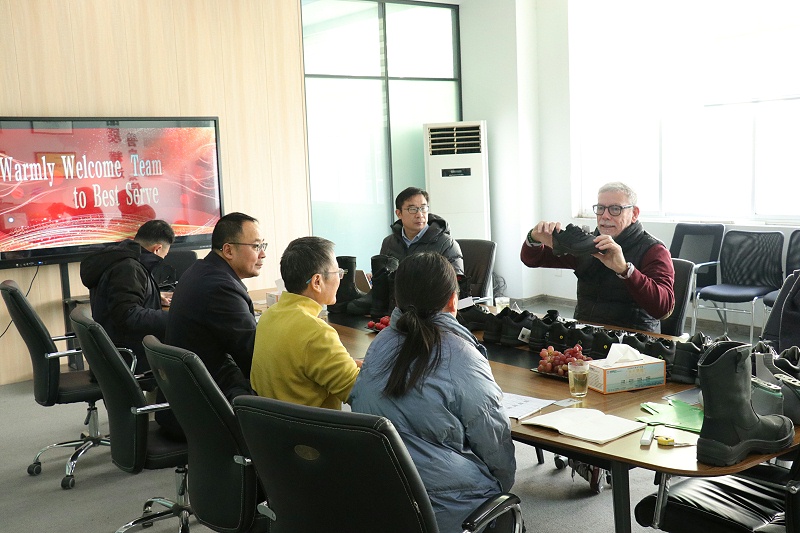 國外客戶來訪，共謀合作新篇章