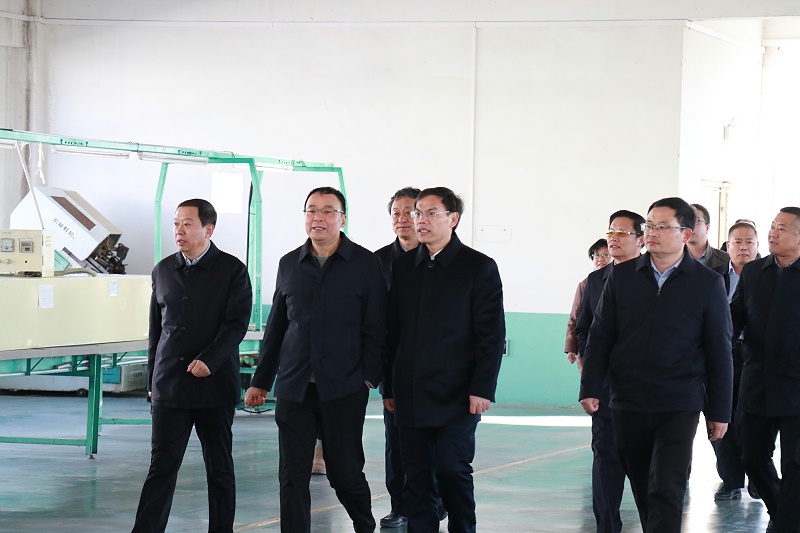 沂南縣委書記侯占夫百華鞋業調研指導 沂南縣委書記侯占夫百華鞋業調研指導